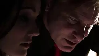 هو استغل كتي أدريا راي من قبل رجل يبلغ من العمر في المنزل