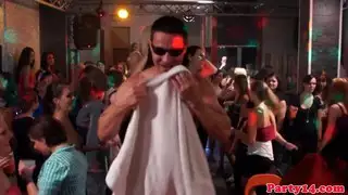 الملاعين الحقيقي اليورو الهواة في الأماكن العامة