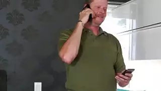 Step Dad يغذي Alaina Dawson ديك حقيقي لسكتة دماغية وتمتص