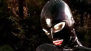 اللاتكس ومغرغ بدسم صنم سخيف