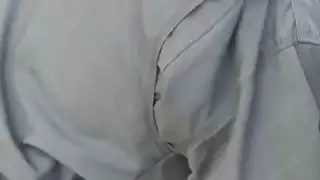 أنا سبريد بلدي الساقين لحرس الحدود