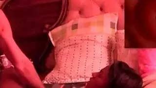 الأفرو هوكر أخذ رمح بيضاء ضخمة