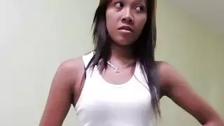 يحصل استغل الهواة الآسيوية الجميلة من قبل perv مع دونغ كبير