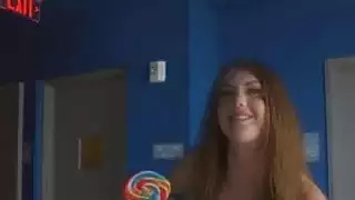 فرنك غيني ركوب ديك بلدي سميكة في أحد فنادق
