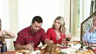كوري تشيس يحب ركوب الصعب لحمي ديك للمتعة