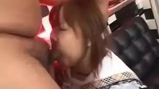 إيتشيغو مورينو يحب الديك أسفل ثقوبها الضيقة
