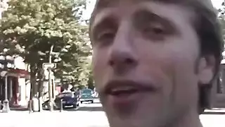 طويل القامة العسل شقراء جبهة مورو يلعب مع نفسها بينما cummed في