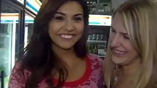 الأحبة الساحرة هي المتأنق قرنية