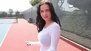 الثدي عارضة وامض