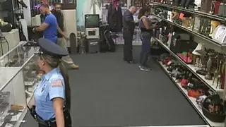 أنا خبطت أن ضباط الشرطة غنيمة كبيرة كس
