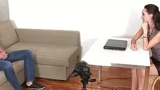 وكيل امرأة سمراء نحيف الانفجارات الديك في الصب