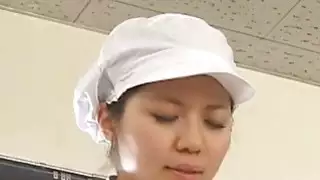 حبيبي يئن في حين أن الرجل الملاعين لها تقريبا