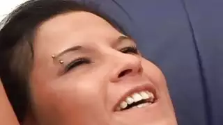 اثنين من الصديقات مثليه الساخنة اللعب