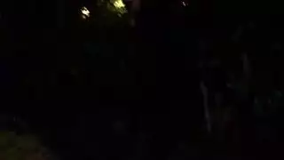الشرطة مفلس إساءة استخدام عشيق أسود في الهواء الطلق في threeway