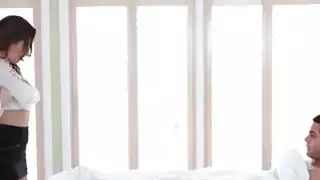 فاتنة رائع يأخذ شاعر المليون
