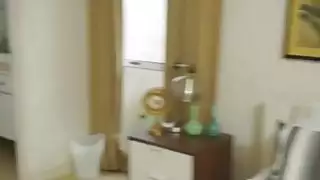 Stepsis يجد الاباحية على الكمبيوتر المحمول stepbros ويحصل على قرنية