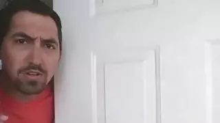ناتالي مينديز يمارس الجنس بقوة في المطبخ