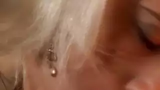 زوجته الحالية هي أيضا في الماضي موعد بيعها حتى يزور أ
