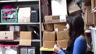 ضابط LP اللعنة تايلور ميس نشر كس على المكتب