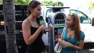 العصابات مما يجعلها الرطب وبخ