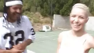 شقراء الفرخ Anikka Albrite الحصول على خبطت الصعب