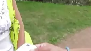 قصفت Eurobabe الهواة من قبل اثنين من الرجال سيئة لبضعة باكز