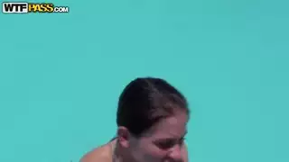 أنا وثلاث فتيات مثيرات في عطلة في مصر يلقين Lexxis وزوزكا