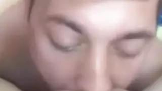 أكل خارجا لها Shaven كس