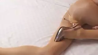 الآسيوية في مجموعة ملابس مثير