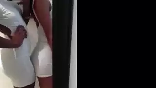 سكايلر نيكول ونيكول بيكسلي الداعر الثلاثي