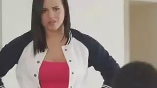 الديك الأسود الكبير في الكمال bigtit في سن المراهقة