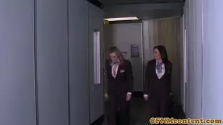 مضيفات femdoms pussyfucked