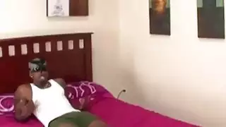 يقضي hotties مثليه وقت فراغهم مع ألعاب كبيرة