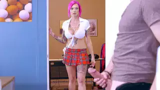 آنا بيل بيكس تجعلها طالبة جيسي جونز قرنية