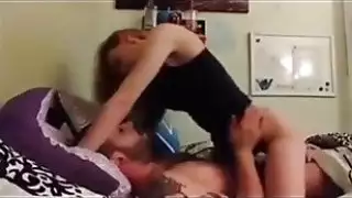 أنا أخيرًا مارس الجنس مع أعز أصدقائي