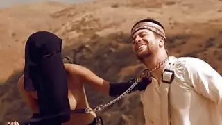 المتأنق في سلسلة المقود مارس الجنس كارمن بيلا