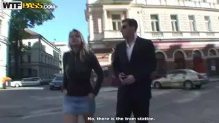 جانيت الساخنة أخذ نزهة على المدينة مع صديقها وسيم