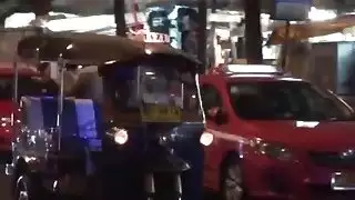 شريط الآسيوية صديقة حلق الغريبة كس اللسان الثابت مارس الجنس من قبل صديق بين الأعراق قرنية