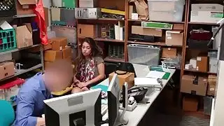 شين بلير يأخذ حارس الحرس رود للسرقة