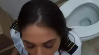 سخيف مضيفة مثير من الصعب