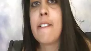 تستخدم الاباحية الهندية نيلا مثل اللحوم