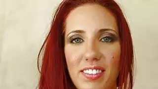 هوتي جائع يحصل لها وجه حلو spewed مع جوو