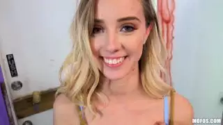 نحيل وقحة يعرف الساخنة لمكافأة رجل