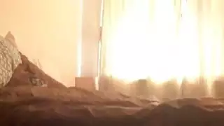 تثبت كاميرا التجسس أن أمي هي كوغار