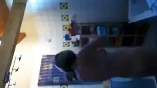 التجسس على أمي حلق جسدها في الحمام