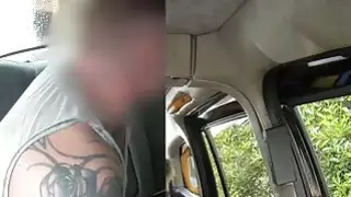 ضخمة الثدي الهواة شقراء ايمو قصفت من قبل السائق الاحتيال