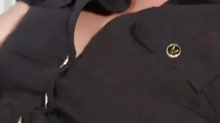 معصوب العينين الذكور الدوي ميلف في الملابس الداخلية
