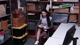 Shoppifter فاتنة ميغان سيج يأخذ اثنين من ديكس كبيرة