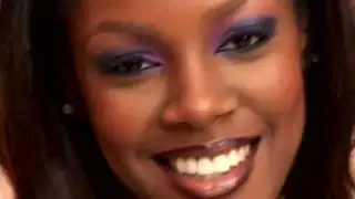الرجل الأسود لا يستطيع مقاومة الأكل الأبنوس مثير دينا كالي