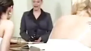 عرض عملك ، السيدات!